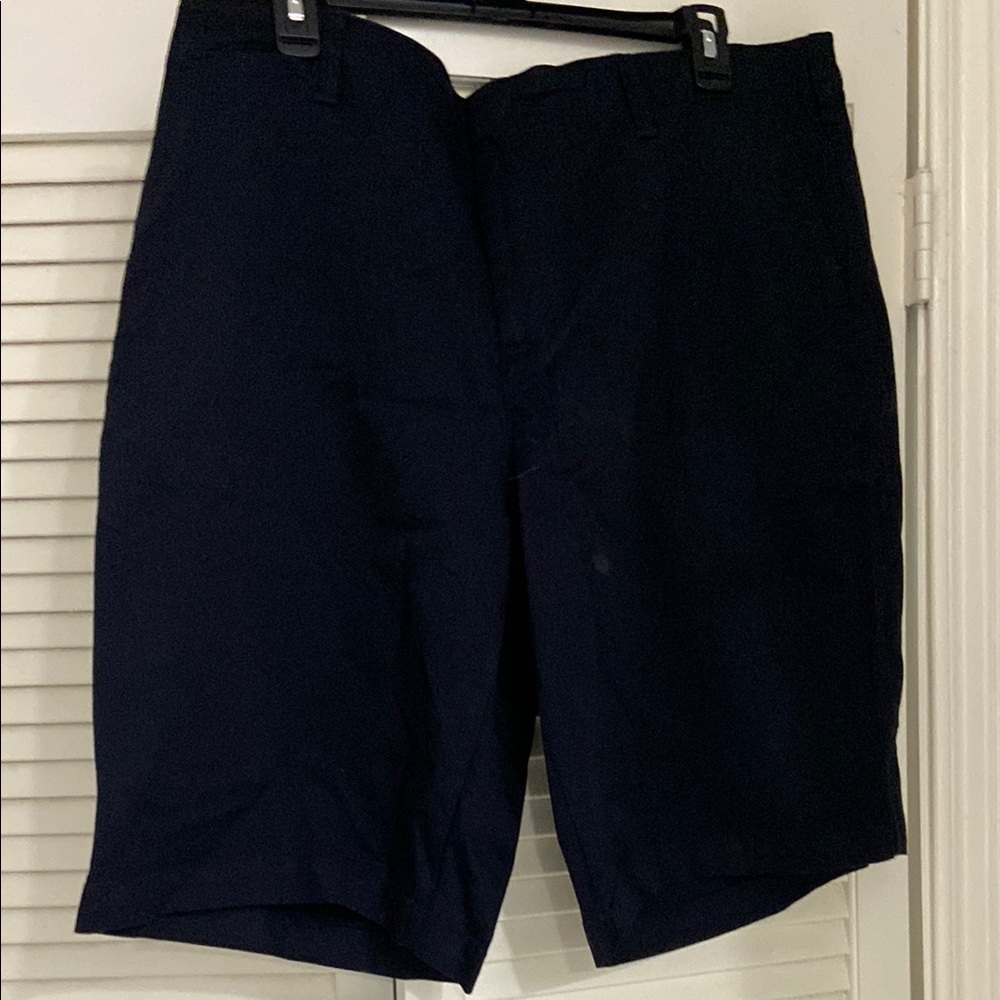 Women’s Lands End Black Chino Shorts